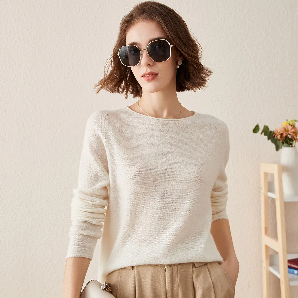 100% Cashmere Women's Loose Knit Sweater