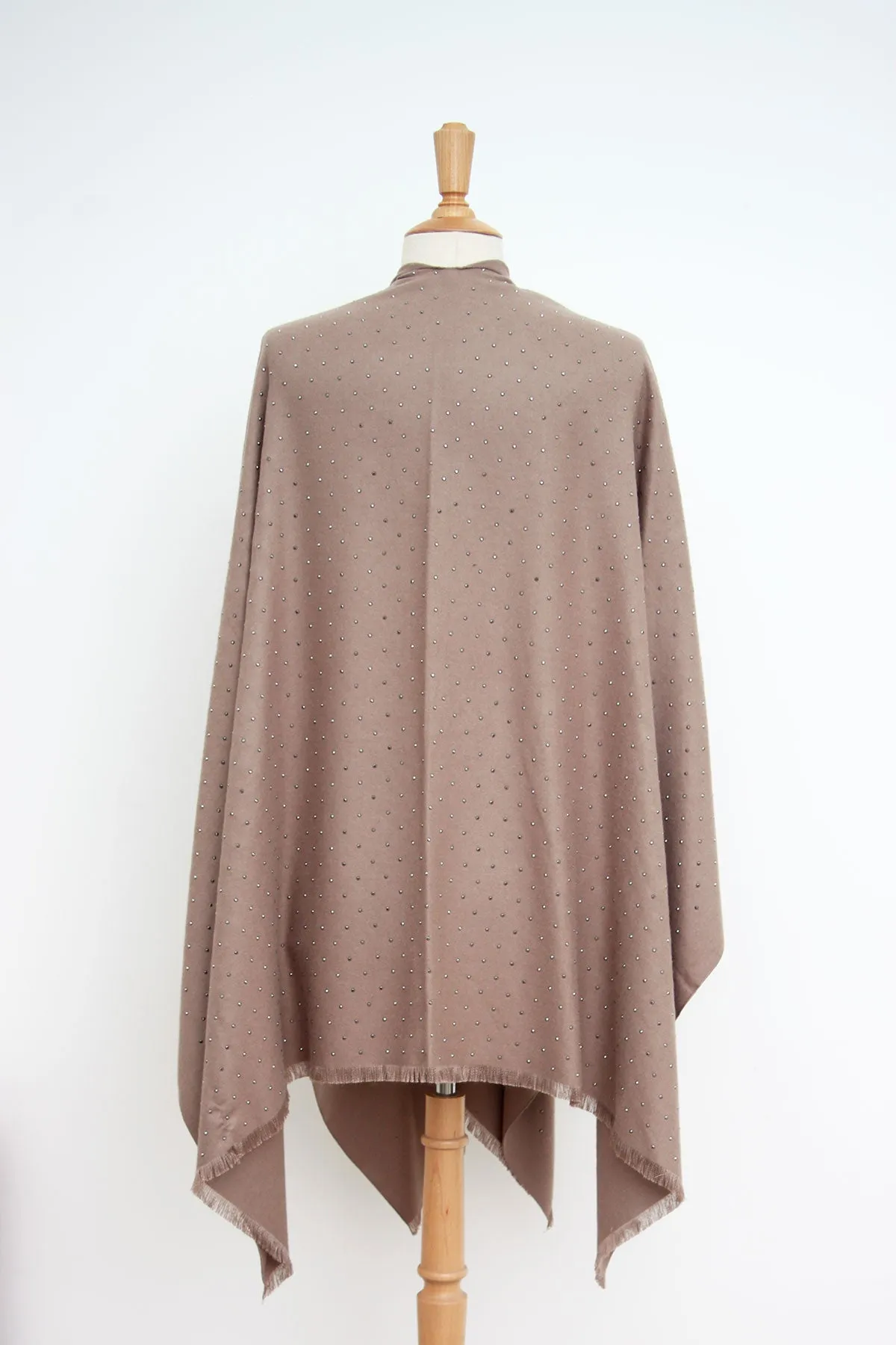 Alice Cape: Taupe