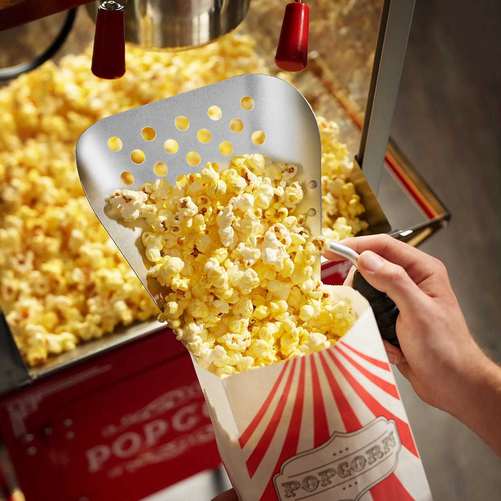 Commercial Popcorn Scoop, Aluminum Speed Scooper - Fill Bags and Boxes