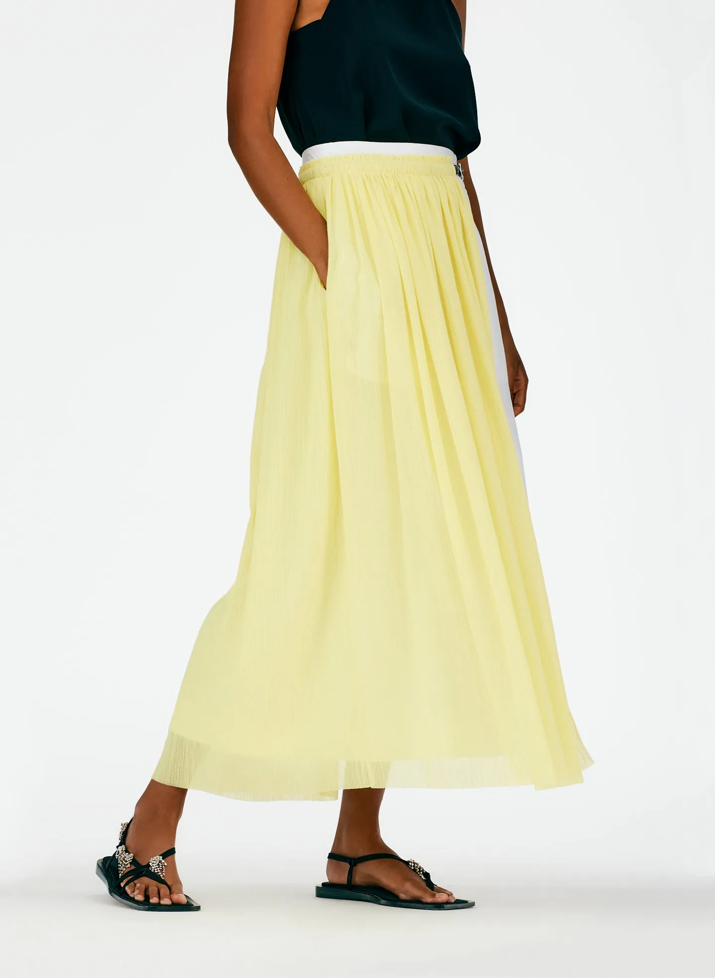 Crepe Gauze Half Layered Full Skirt