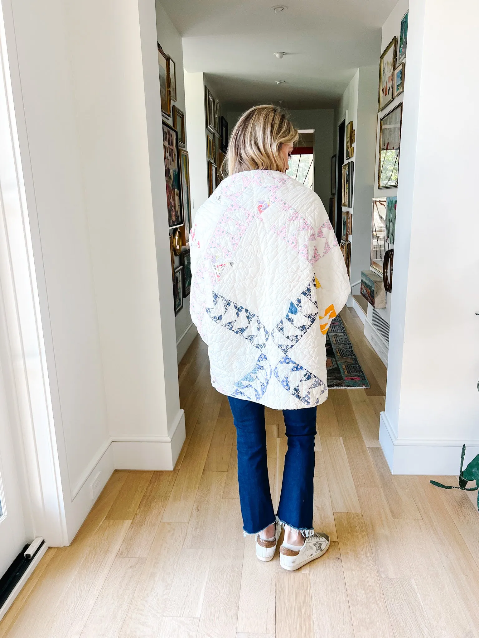 Cropped Geometric Floral Cape