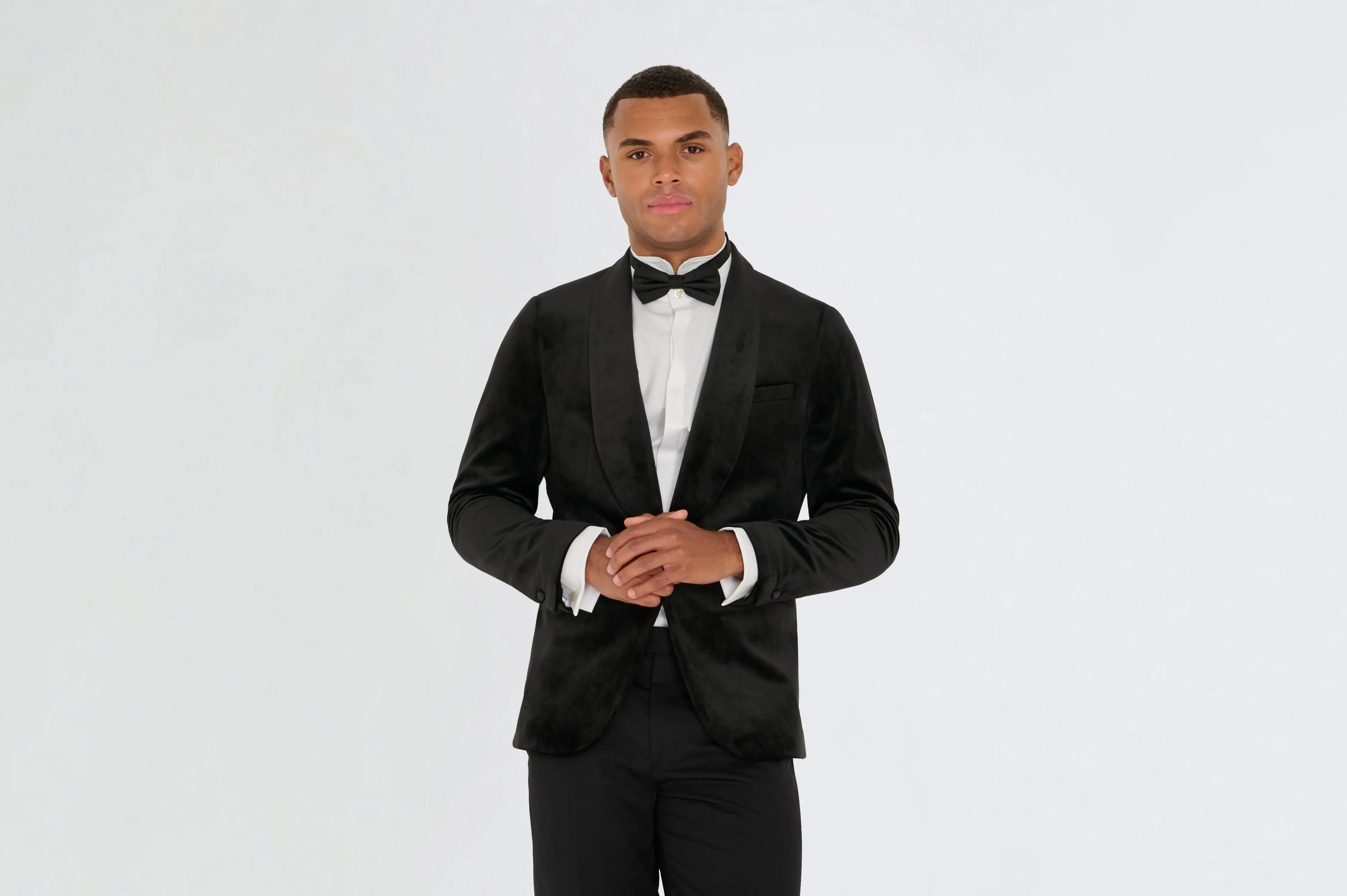 Leo Velvet Tuxedo Dinner Jacket with Shawl Lapel Detail in Black