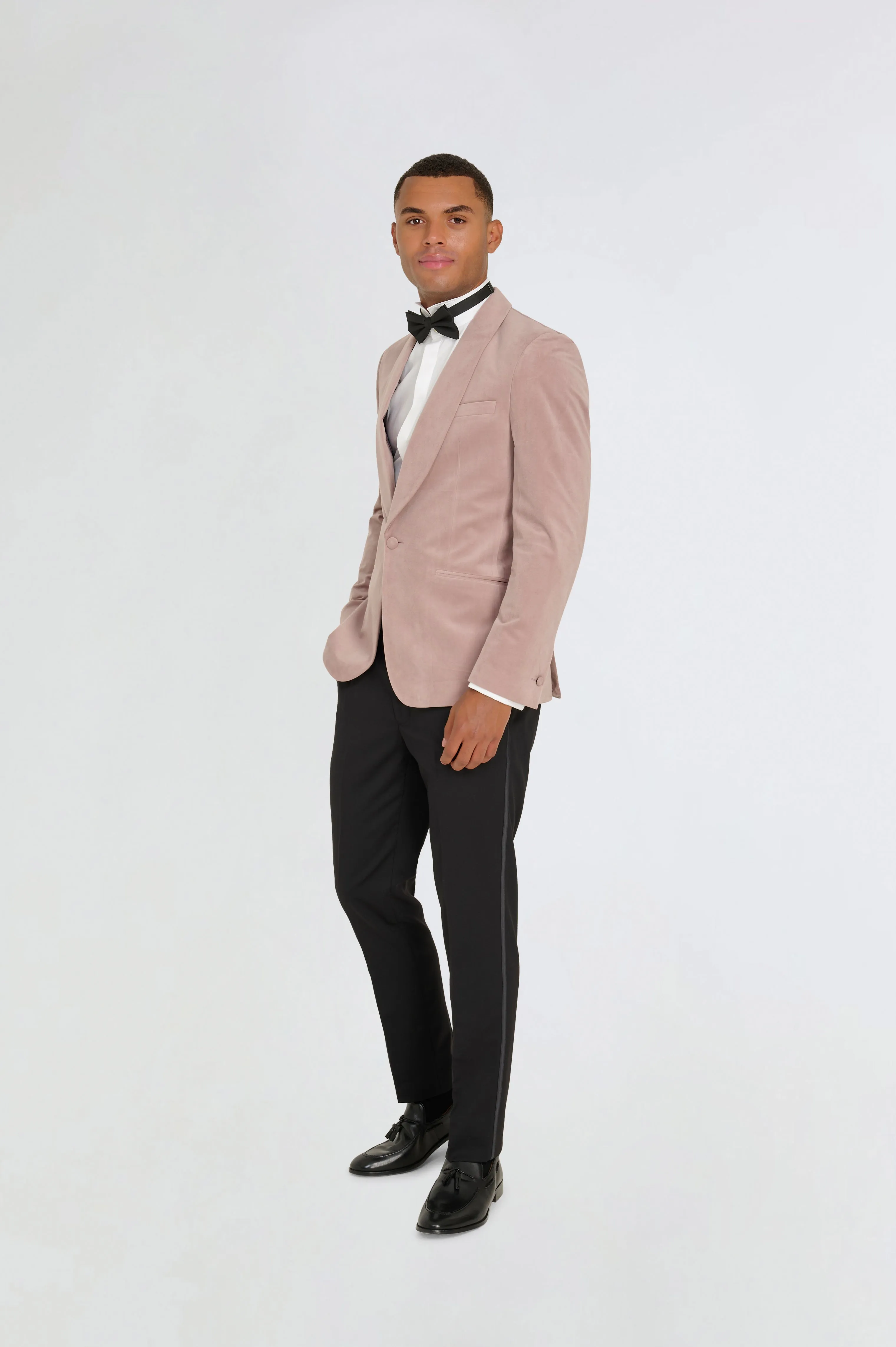 Leo Velvet Tuxedo Dinner Jacket with Shawl Lapel Detail in Blush