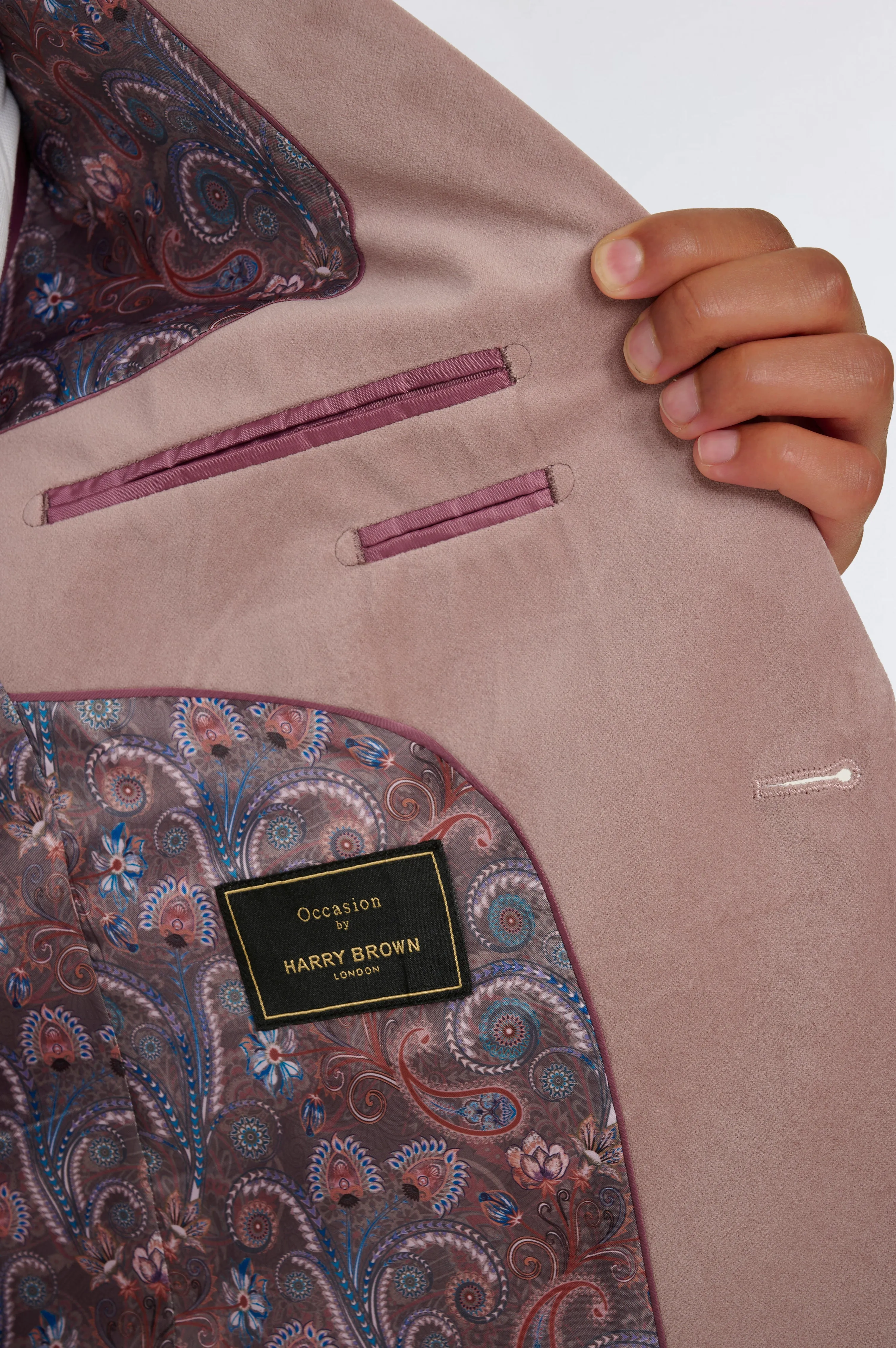 Leo Velvet Tuxedo Dinner Jacket with Shawl Lapel Detail in Blush