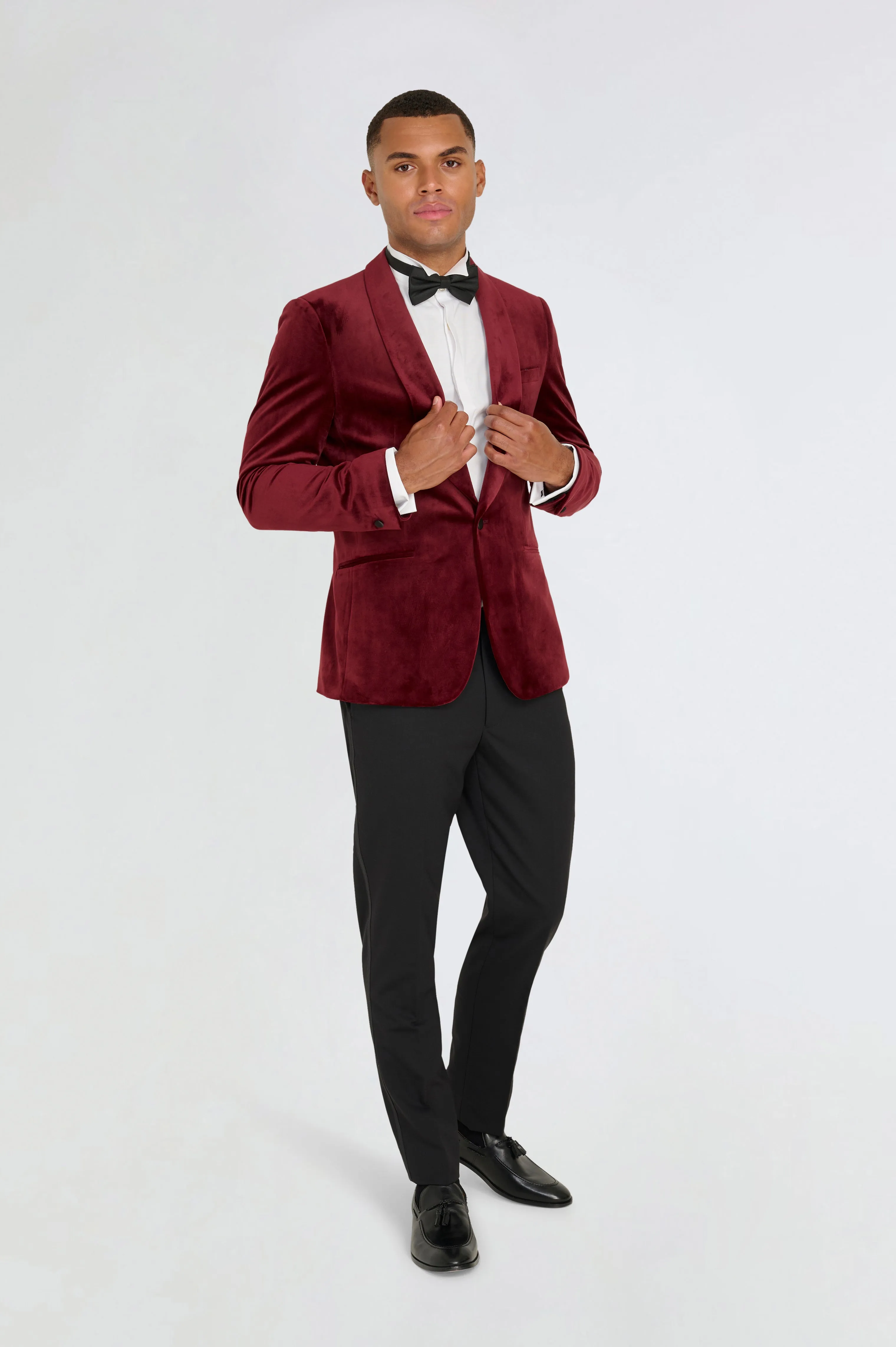 Leo Velvet Tuxedo Dinner Jacket with Shawl Lapel Detail in Burgundy