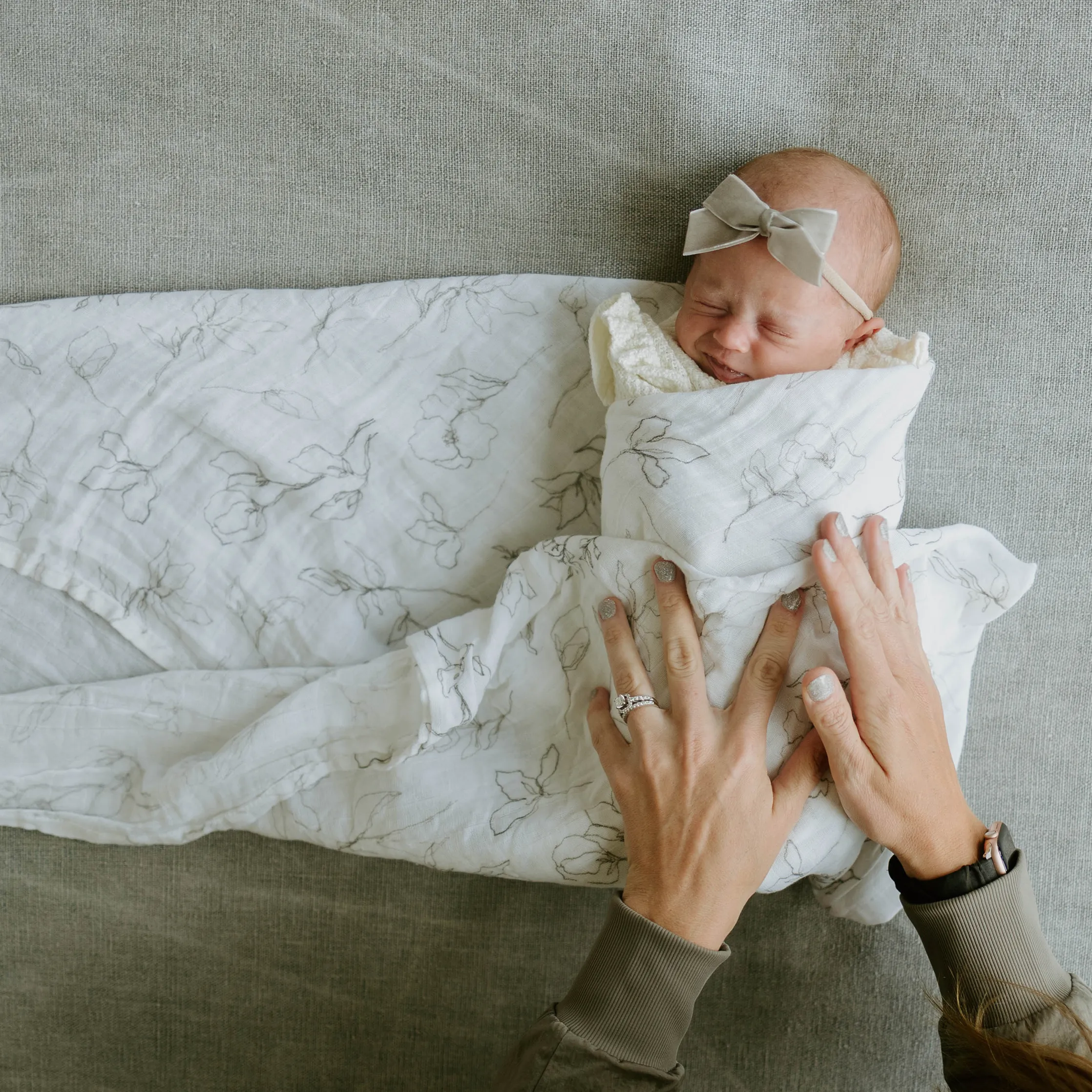 Organic Cotton Muslin Swaddle Blanket - Pencil Floral