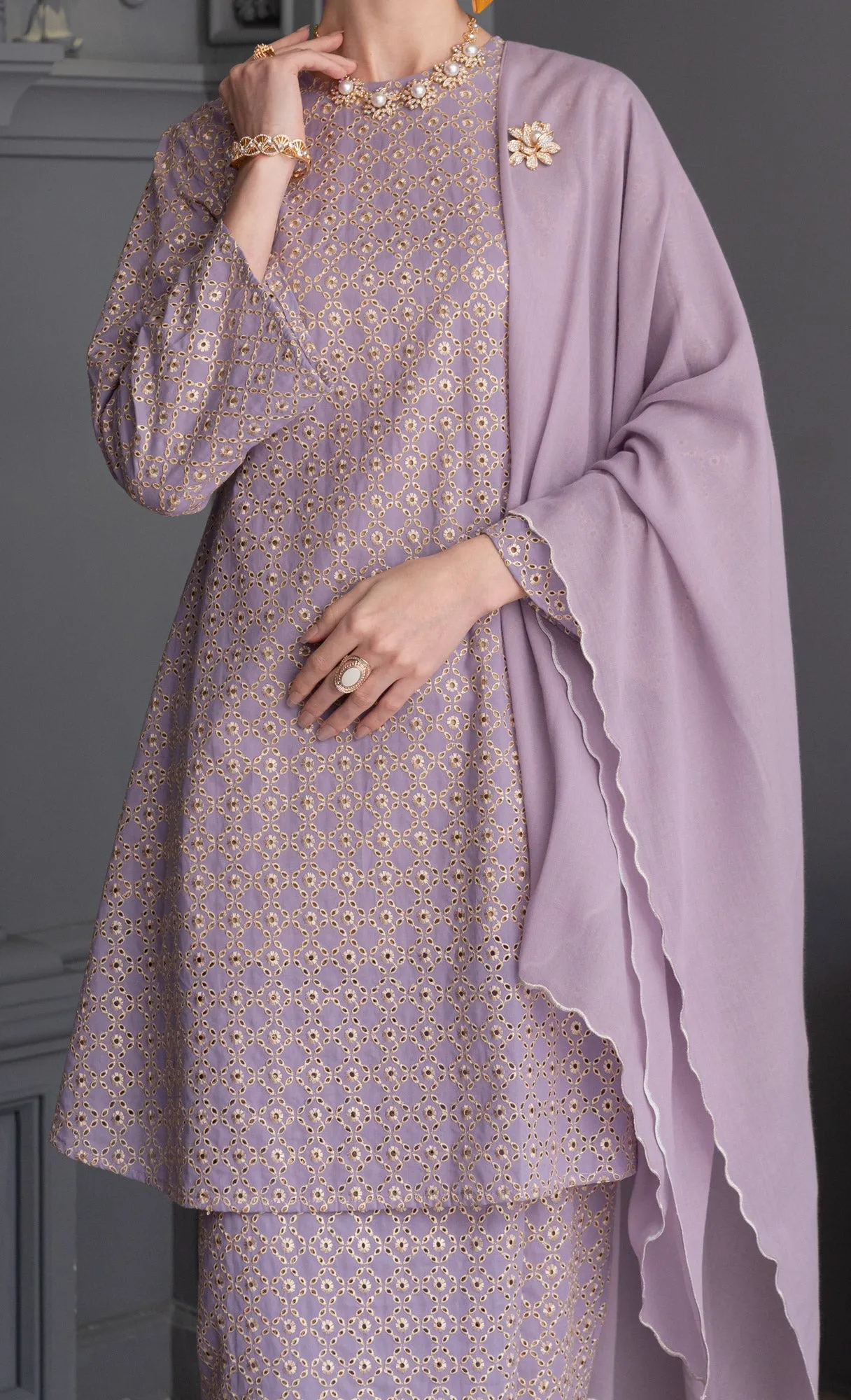 Revive Kurung in Lilac Heather