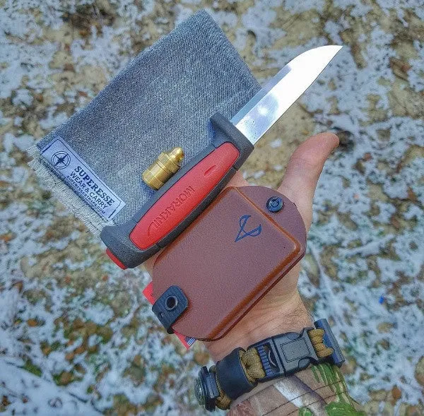 Saw Shemagh: Firestarter sewn button, built-in Kevlar Utility Saw, Fire Tinder border.